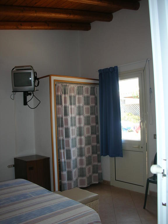 B&B Caserta Isola di Ustica Room photo